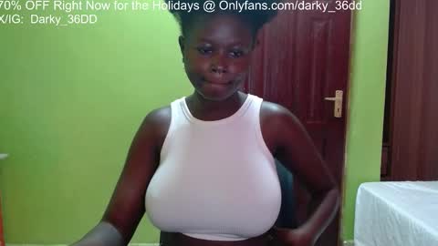 Snapshot of darky_36dd chatting on 02/26/26, 01:48 exclusive sexual content -- IGTwitterX darky 32dd online show from 02/26/26, 01:48