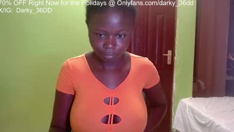 Snapshot of darky_36dd chatting on 03/15/26, 05:24 exclusive sexual content -- IGTwitterX darky 32dd online show from 03/15/26, 05:24