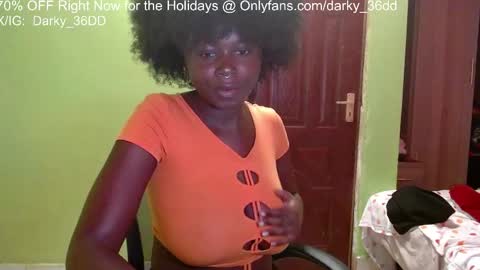 Snapshot of darky_36dd chatting on 04/29/26, 03:43 exclusive sexual content -- IGTwitterX darky 32dd online show from 04/29/26, 03:43