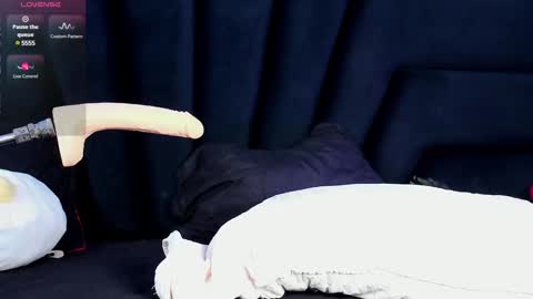 Snapshot of darkydolly_ chatting on 12/05/24, 12:33 Dolly OnlyFans sickdollyx online show from 12/05/24, 12:33