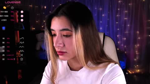 Belle online show from 12/16/24, 04:23