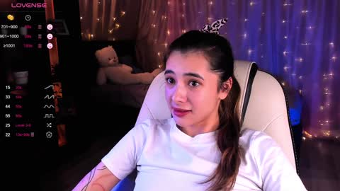 Belle online show from 12/17/24, 05:07