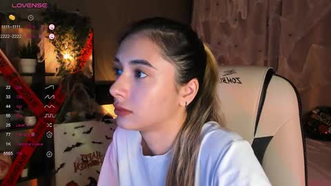 Belle online show from 10/17/25, 04:15