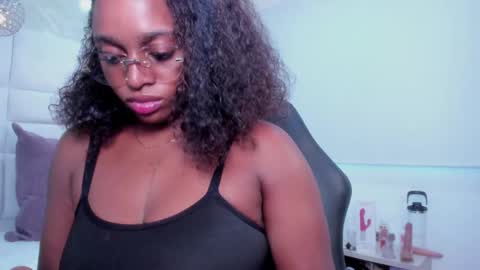 Darle Volant online show from 11/02/25, 08:44