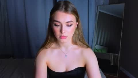 Snapshot of darlina_ryan chatting on 01/16/26, 04:22 Darlina online show from 01/16/26, 04:22