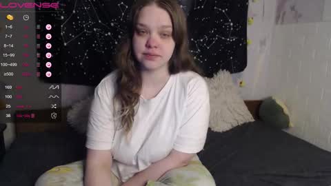 Snapshot of darling_tony18 chatting on 02/26/26, 11:42 darling_tony18 online show from 02/26/26, 11:42