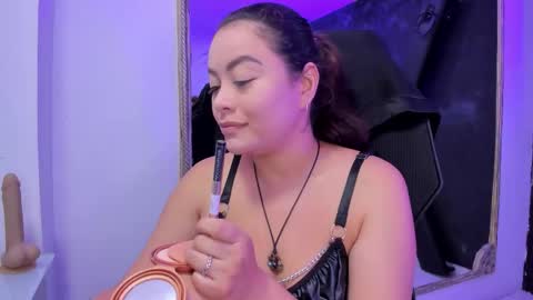 Snapshot of darlingbdsm_ chatting on 02/12/26, 01:28 Darling online show from 02/12/26, 01:28