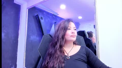 Snapshot of darlingbdsm_ chatting on 02/20/26, 03:01 Darling online show from 02/20/26, 03:01