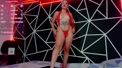 Darlyhooper online show from 11/15/25, 12:08