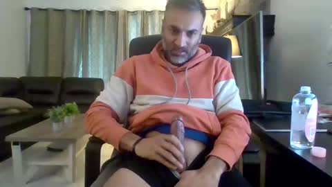 darryl43321 online show from 12/19/25, 06:26