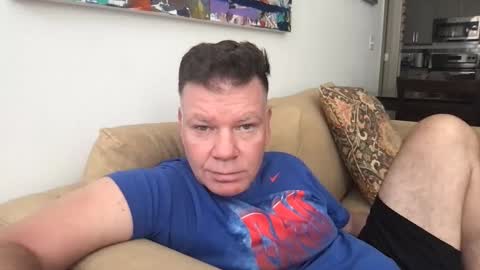 Snapshot of dartanha007 chatting on 03/03/25, 06:33 dartanha007 online show from 03/03/25, 06:33