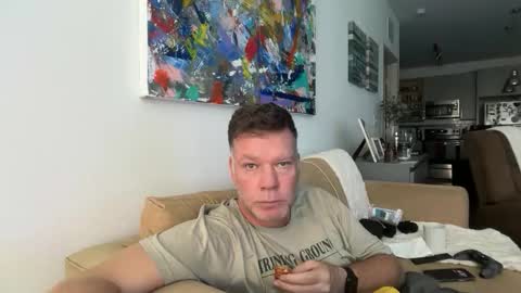 Snapshot of dartanha007 chatting on 11/04/25, 09:36 dartanha007 online show from 11/04/25, 09:36