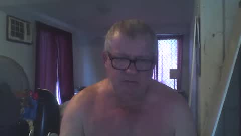 Snapshot of darwincock chatting on 12/25/24, 10:59 darwincock online show from 12/25/24, 10:59