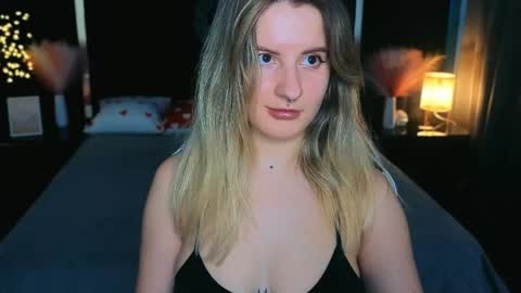 Snapshot of daryana_gray chatting on 05/13/26, 06:11 daryana_gray online show from 05/13/26, 06:11