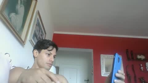 Snapshot of daryof chatting on 12/04/24, 12:58 Daryo Franco online show from 12/04/24, 12:58