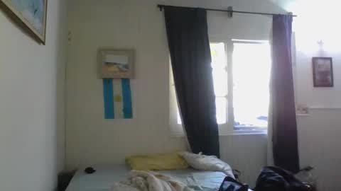 Snapshot of daryof chatting on 02/02/25, 04:22 Daryo Franco online show from 02/02/25, 04:22