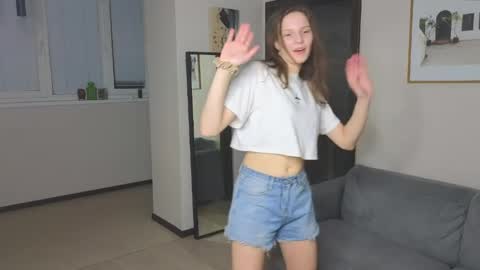 Dasha online show from 04/01/26, 04:37