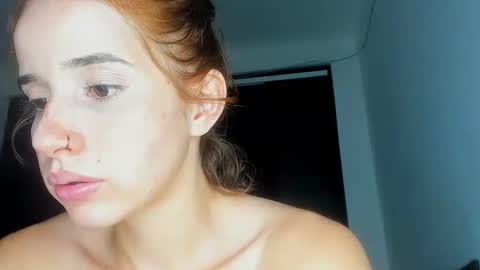 Dafne online show from 11/28/25, 01:41