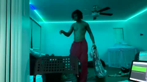 Snapshot of datb0igud chatting on 12/26/24, 10:59 LushLavish online show from 12/26/24, 10:59