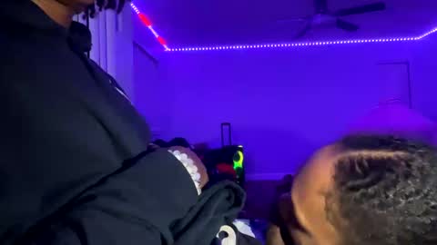 Snapshot of datb0igud chatting on 02/20/25, 09:44 LushLavish online show from 02/20/25, 09:44