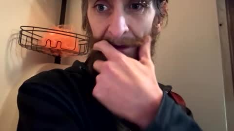 Snapshot of datitude chatting on 03/18/26, 07:11 datitude online show from 03/18/26, 07:11