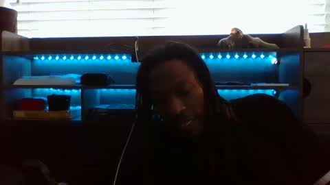 Snapshot of datthanglng chatting on 03/16/26, 12:27 datthanglng online show from 03/16/26, 12:27