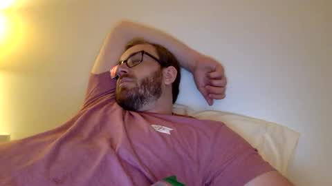 Snapshot of dav_luv4u chatting on 03/28/26, 04:01 dav_luv4u online show from 03/28/26, 04:01