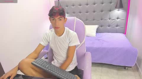 angel online show from 11/22/25, 12:37