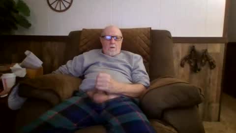 dave571960 online show from 11/02/25, 10:50
