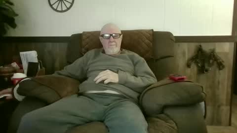 dave571960 online show from 05/10/26, 10:31