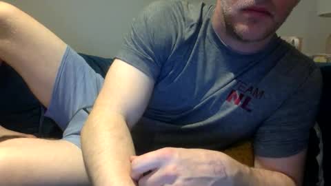 daveb709709709 online show from 12/19/25, 02:51