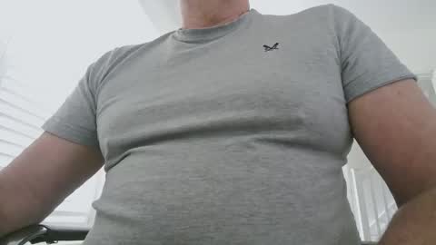 davesu12345 online show from 05/20/26, 10:32