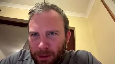 Snapshot of davevajayjay chatting on 10/20/25, 04:46 davevajayjay online show from 10/20/25, 04:46