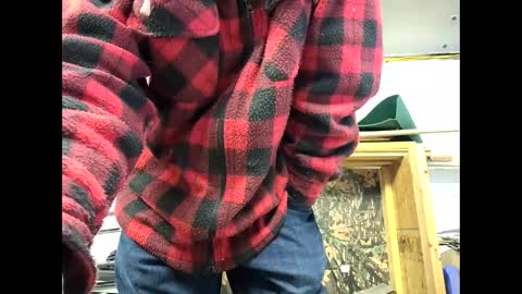Snapshot of davey33_ chatting on 03/11/25, 03:34 davey33_ online show from 03/11/25, 03:34
