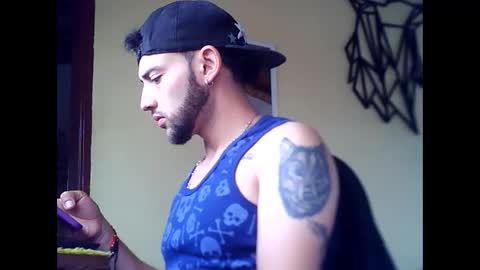 Snapshot of david23vergota chatting on 10/21/25, 12:06 david23vergota online show from 10/21/25, 12:06