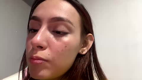 Snapshot of david_20041976 chatting on 01/20/25, 05:04 david_20041976 online show from 01/20/25, 05:04