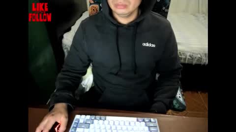 Snapshot of david_2789 chatting on 11/20/25, 11:59 David online show from 11/20/25, 11:59