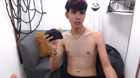 David online show from 10/29/25, 04:26