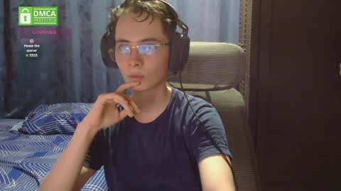 Snapshot of david_colombian chatting on 06/01/26, 12:45 ProgrammerBoy online show from 06/01/26, 12:45