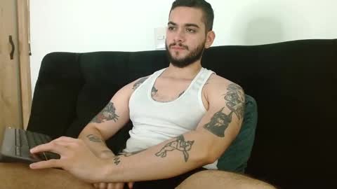 Snapshot of david_franco1 chatting on 09/12/25, 09:59 Twitter davidsanctum online show from 09/12/25, 09:59