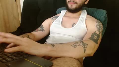 Snapshot of david_franco1 chatting on 12/13/25, 10:37 Twitter davidsanctum online show from 12/13/25, 10:37