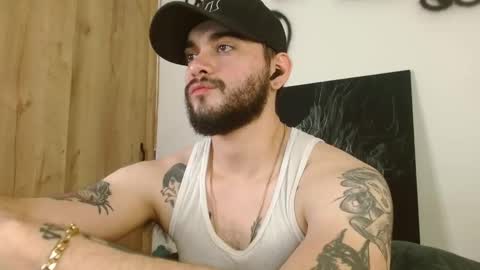 Snapshot of david_franco1 chatting on 03/25/26, 04:18 Twitter davidsanctum online show from 03/25/26, 04:18