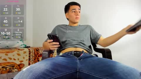 Snapshot of david_hot08 chatting on 02/25/26, 03:27 DAVID independent model online show from 02/25/26, 03:27