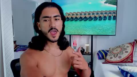 Hey im David that loves to explore and speak their fantasies. Very open talktative and nice. Feel free to chat with me online show from 03/03/26, 01:28