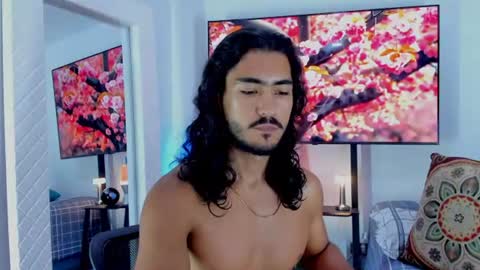 Hey im David that loves to explore and speak their fantasies. Very open talktative and nice. Feel free to chat with me online show from 06/21/26, 09:56