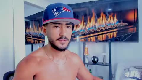 Hey im David that loves to explore and speak their fantasies. Very open talktative and nice. Feel free to chat with me online show from 07/12/26, 01:13