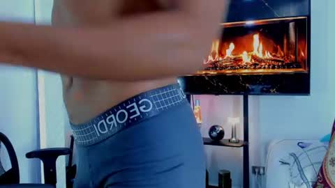 Hey im David that loves to explore and speak their fantasies. Very open talktative and nice. Feel free to chat with me online show from 07/13/26, 09:45