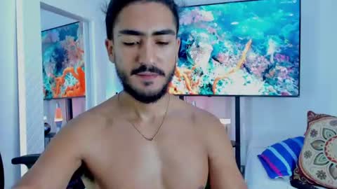 Hey im David that loves to explore and speak their fantasies. Very open talktative and nice. Feel free to chat with me online show from 07/19/26, 09:46