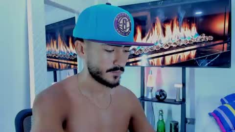 Hey im David that loves to explore and speak their fantasies. Very open talktative and nice. Feel free to chat with me online show from 07/22/26, 11:40