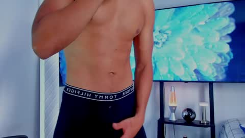 Hey im David that loves to explore and speak their fantasies. Very open talktative and nice. Feel free to chat with me online show from 08/04/26, 12:41
